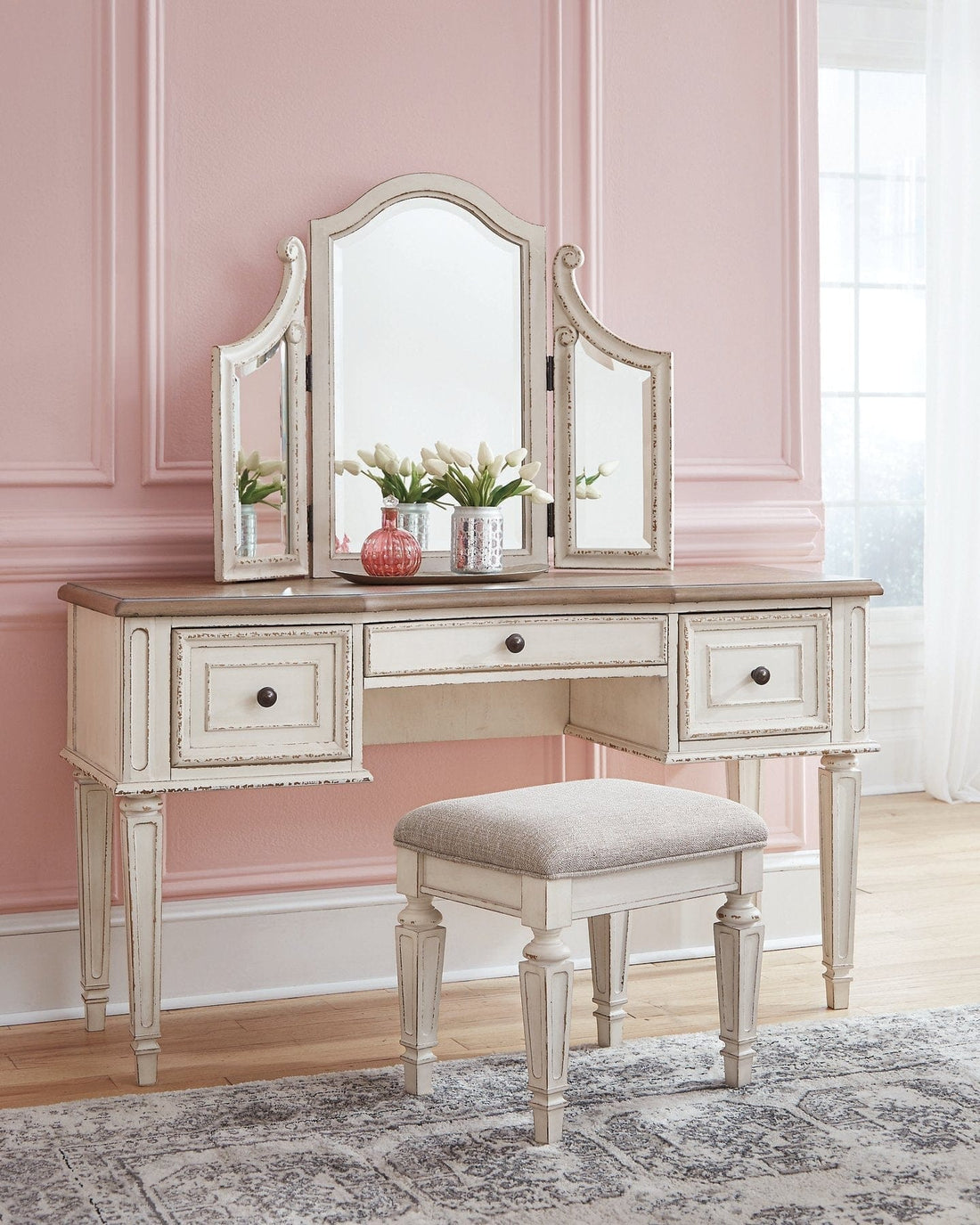 Realyn Vanity and Mirror with Stool - Decohub Home