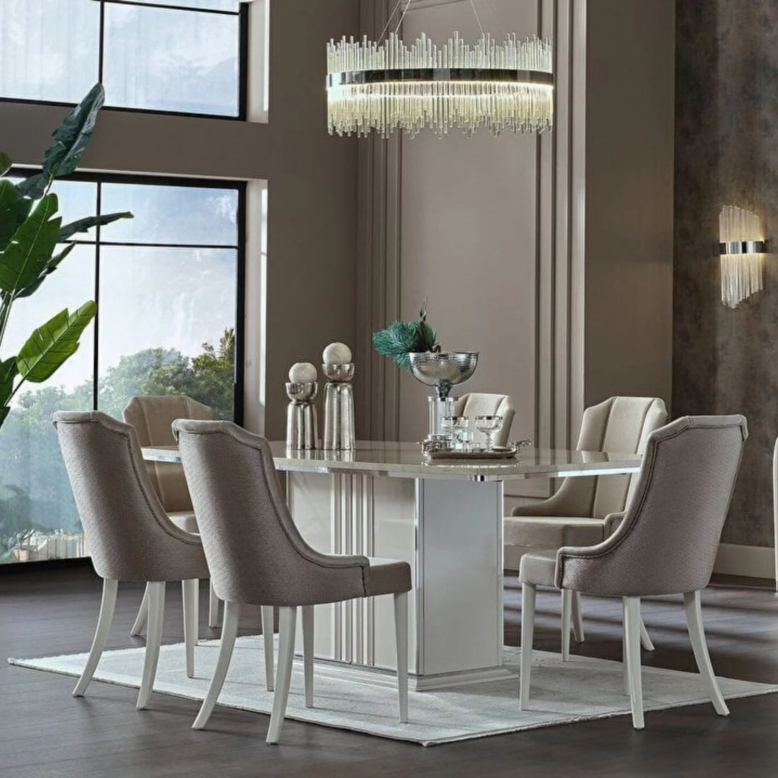 Gravita Dining Room