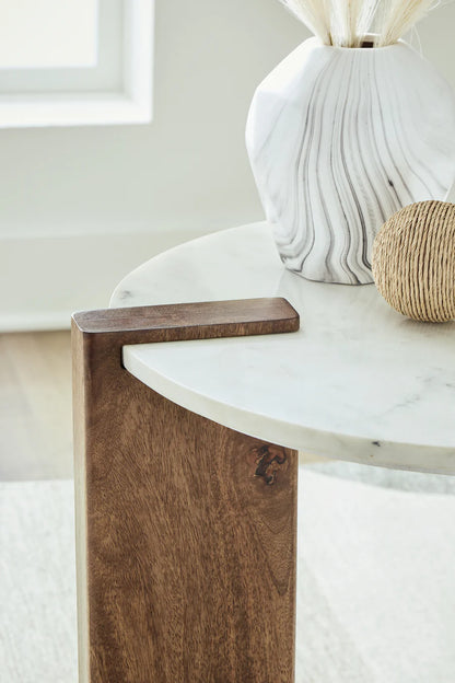 Isanti White End Table