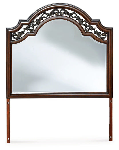 Lavinton Brown Poster Bedroom Set