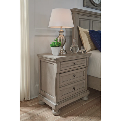 Lettner Light Gray Sleigh Platform Bedroom Set