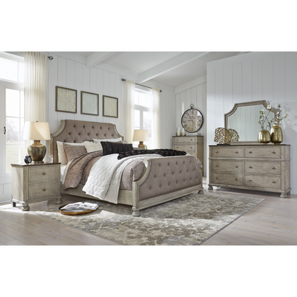Falkhurst King/California King Upholstered Bed