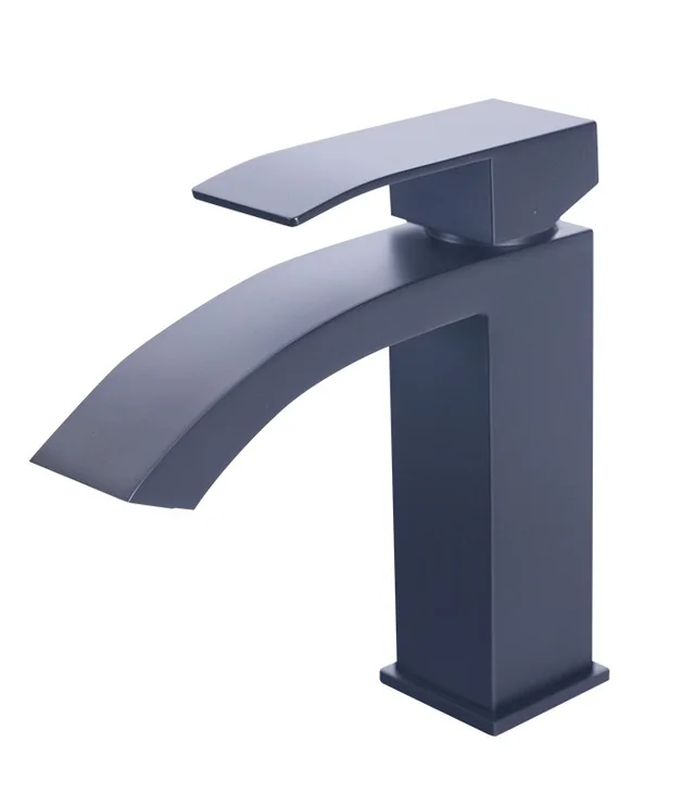 Single Hole Bathroom Faucet in Matte Black