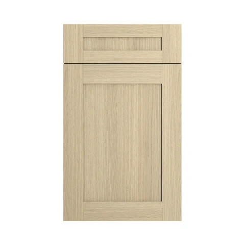 Shaker cabinet door in White Oak